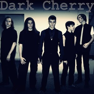 Dark Cherry のアバター