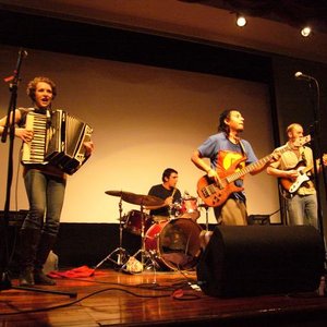 Chicholina Sound Machine 的头像