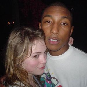 Pharrel Williams & Uffie 的头像