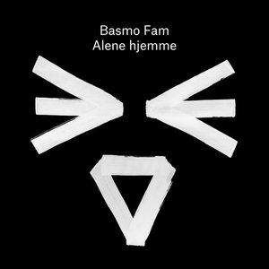 Alene hjemme