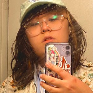 holidaykiss 的头像