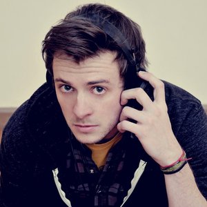 Chris Ayer 的头像