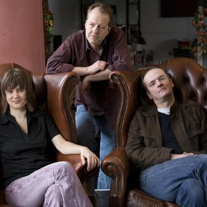 Ingrid Laubrock with Liam Noble & Tom Rainey 的头像