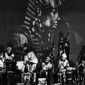 Sun Ra Arkestra & Salah Ragab 的头像