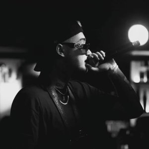 Axel47 的头像