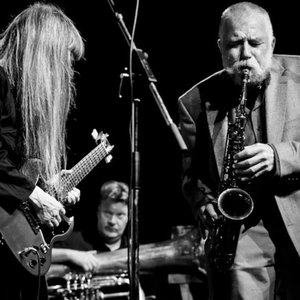 Peter Brötzmann / Keiji Haino Duo 的头像