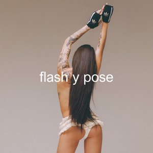 flash y pose - Single