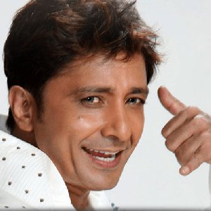 Sukhwinder Singh & Mika 的头像