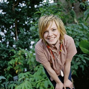 Wallis Bird 的头像