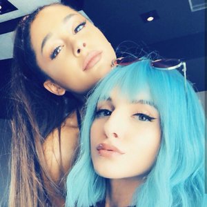 Avatar de Ariana Grande, Njomza