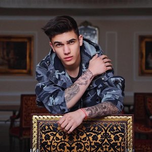 Денис Теофиков 的头像