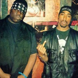 Imagem de 'Biggie vs Tupac vs The xx'