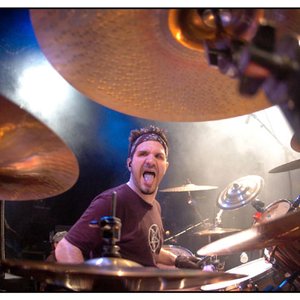 Charlie Benante için avatar