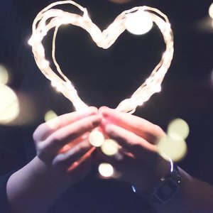 Lovewillsaveus 的头像