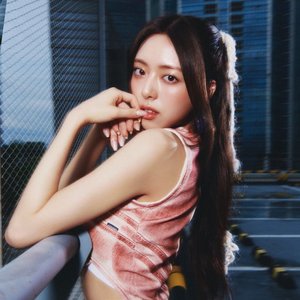 YUNA (ITZY) 的头像