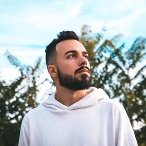 Joe Ghost 的头像