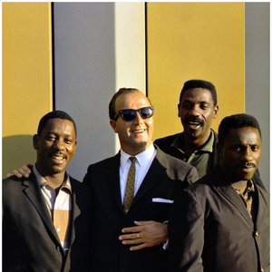 George Shearing and Montgomery Brothers 的头像