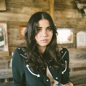 Pearl Charles 的头像