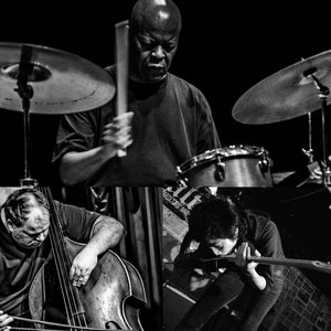 William Hooker Trio feat. Ava Mendoza & Damon Smith 的头像