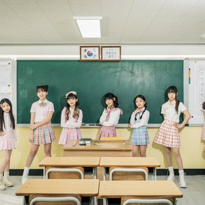 “Pearlys”的封面