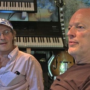 The Orb featuring David Gilmour 的头像