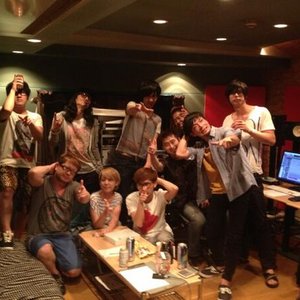 Loop La La Larks X Unchain La La Larks X Unchain Last Fm
