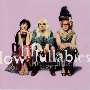 “Low Life Lullabies”的封面