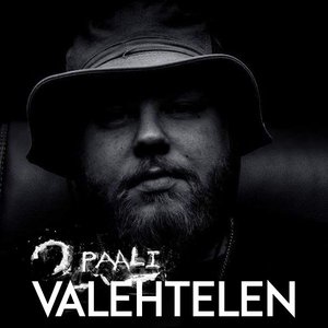 Valehtelen