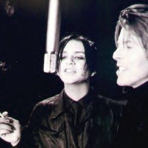 Изображение для 'David Bowie & Placebo'