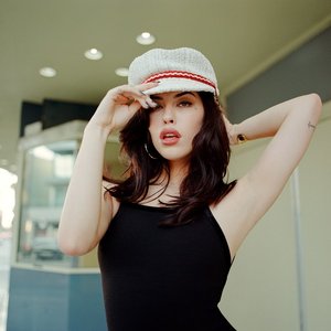 Cynthia Parker 的头像
