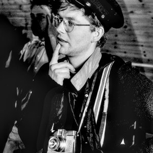 Jon Hall 的头像