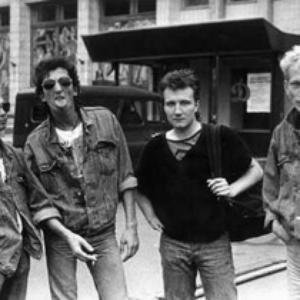 Объект насмешек photo provided by Last.fm