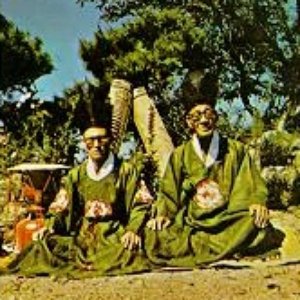 Lee Seng Kang and Lee Song Jin 的头像