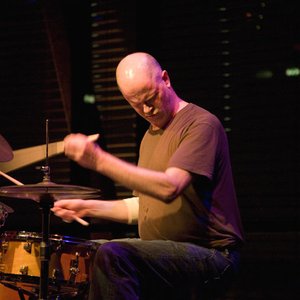 Whit Dickey Trio 的头像