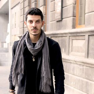 Suren Poghosyan 的头像