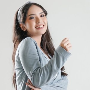 Alisha Dira 的头像