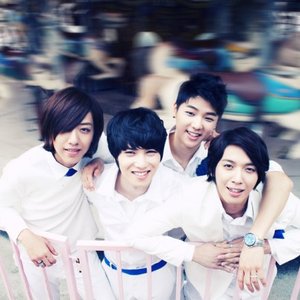 '씨엔블루 (C.N.Blue)'の画像