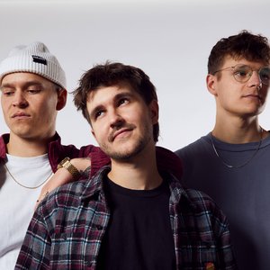 Explain Colours 的头像