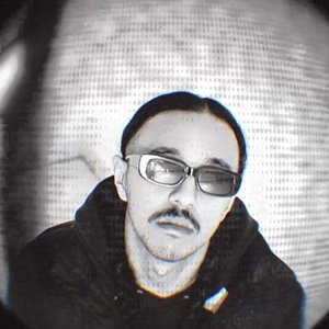 100Alien 的头像
