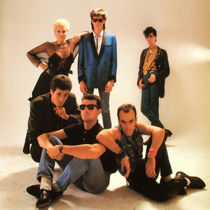 Academia Parabüten photo provided by Last.fm