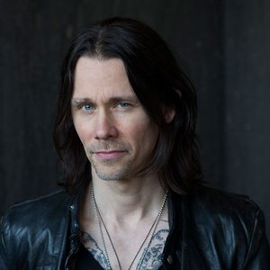 Аватар для Myles Kennedy