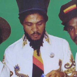 Fred Locks And The Creation Steppers 的头像
