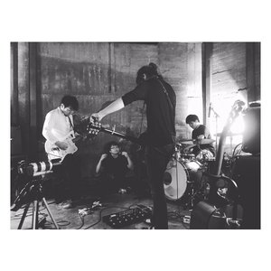 Live at Gallery la Grotte