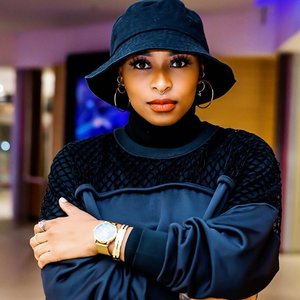 DJ Zinhle 的头像