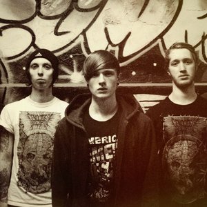 While I Breathe 的头像