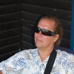 Knut Vaernes 的头像