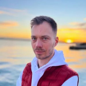 Avatar for Lavaros