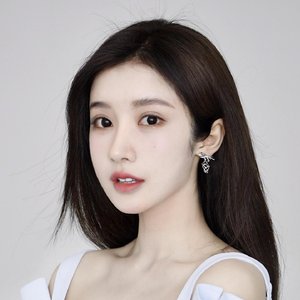 戴燕妮 のアバター