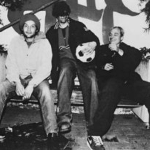 We™ photo provided by Last.fm