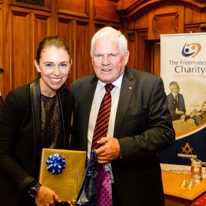 “Jacinda Ardern”的封面
